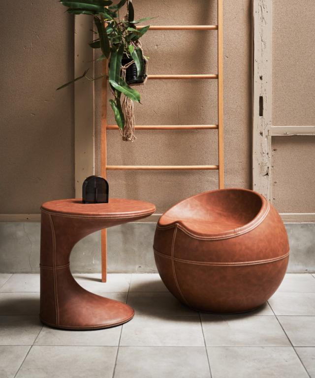 座れるオブジェを、お部屋にひとつ。スツール