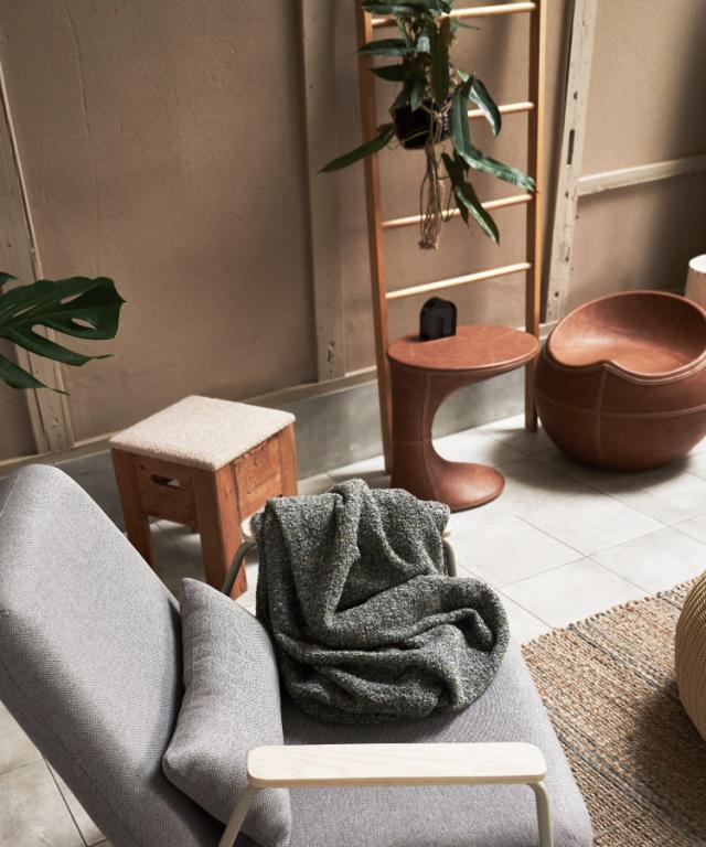 座れるオブジェを、お部屋にひとつ。スツール