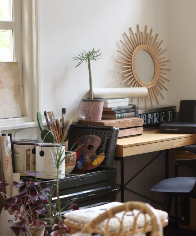 壁に飾る、太陽のアート。ウォールミラー