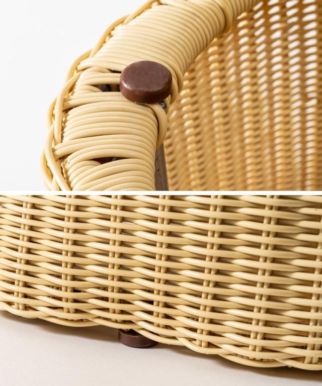 ちょこんと絵になる。スツール