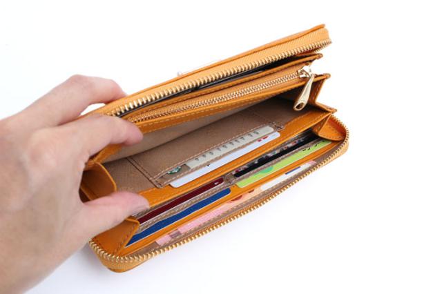 dakota ダコタ ぺルラ ラウンドファスナー長財布 0030053