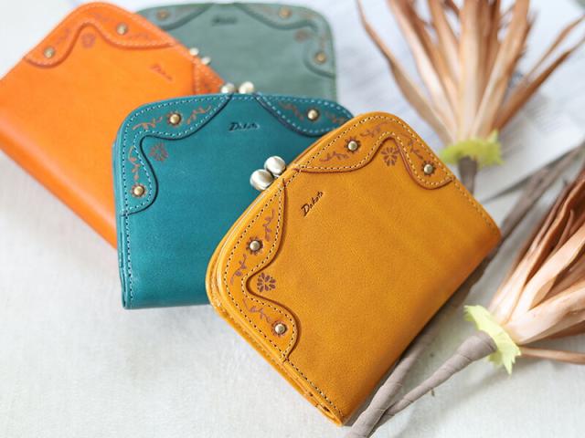 Dakota マーゴット がま口二つ折り財布 0031601