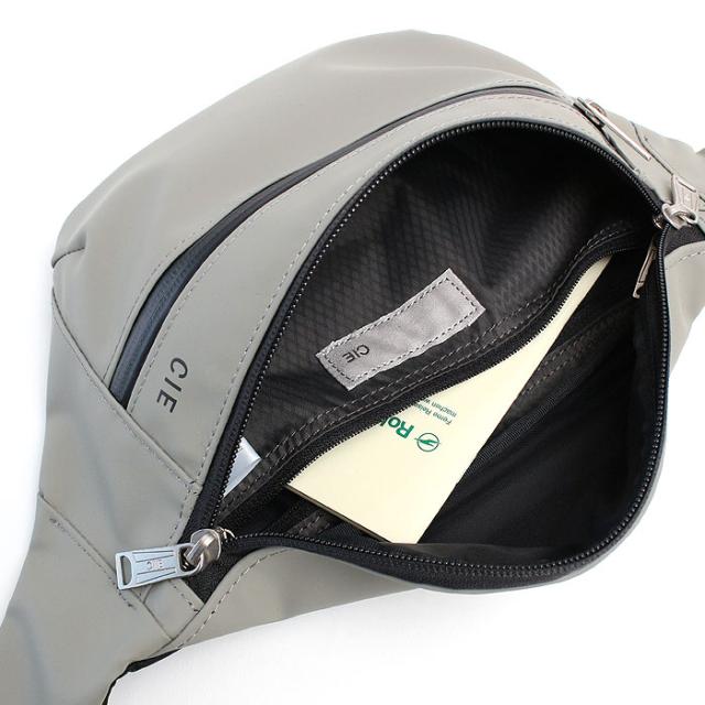 CIE VARIOUS BODYBAG シー ヴェアリアス ボディバッグ