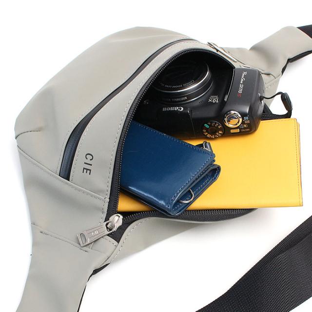 CIE VARIOUS BODYBAG シー ヴェアリアス ボディバッグ
