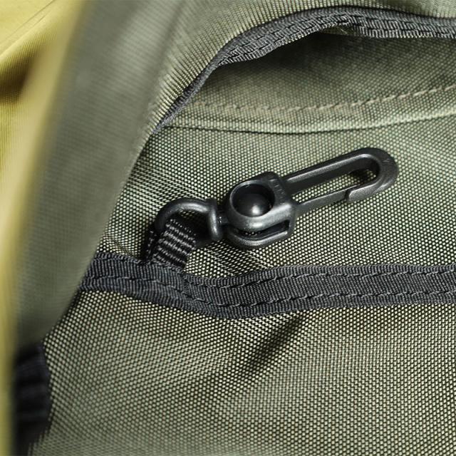 CIE GLOSSY SHOULDER-S シー グロッシー ショルダーバッグ S 