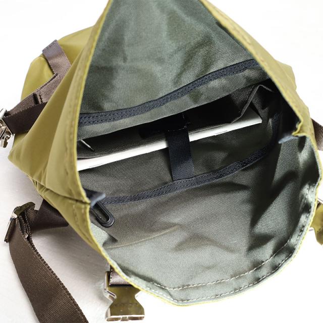 CIE GLOSSY SHOULDER-S シー グロッシー ショルダーバッグ S 