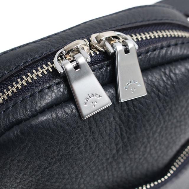 アニアリ ショルダーバッグ