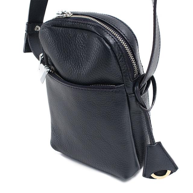 アニアリ ショルダーバッグ