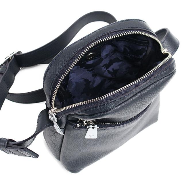 アニアリ ショルダーバッグ