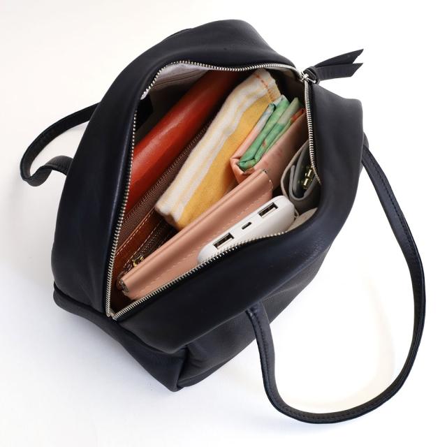 フォルナ Folna ソフトレザー 2WAYミニショルダーバッグ 083257-c