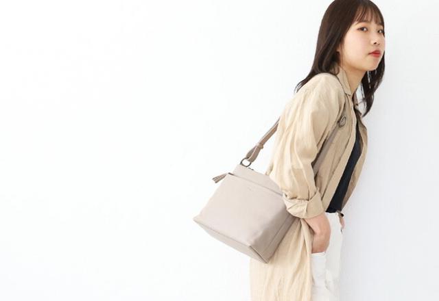 ダコタ リベロ スクエア型ショルダーバッグ 1034672