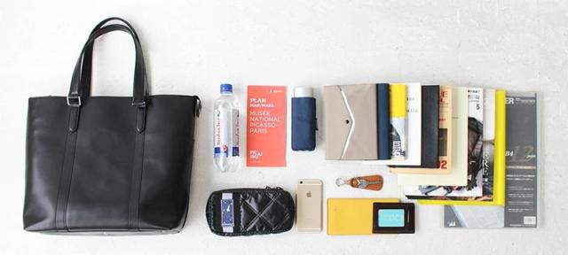 細部にもこだわったポーターのショルダーバッグ