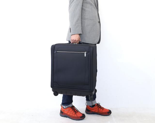 エース リュック PC収納可能