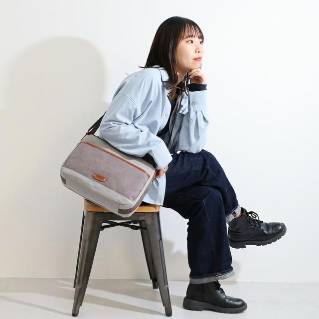 ダコタ ワールズ ショルダーバッグ 1531671