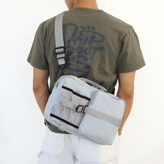 CIE GRID3 BOTTLE SHOULDER BAG (L) ISARAU SMALL OBSIDIAN BLACK ボディバッグ ウエストバッグ　32068 サムネ