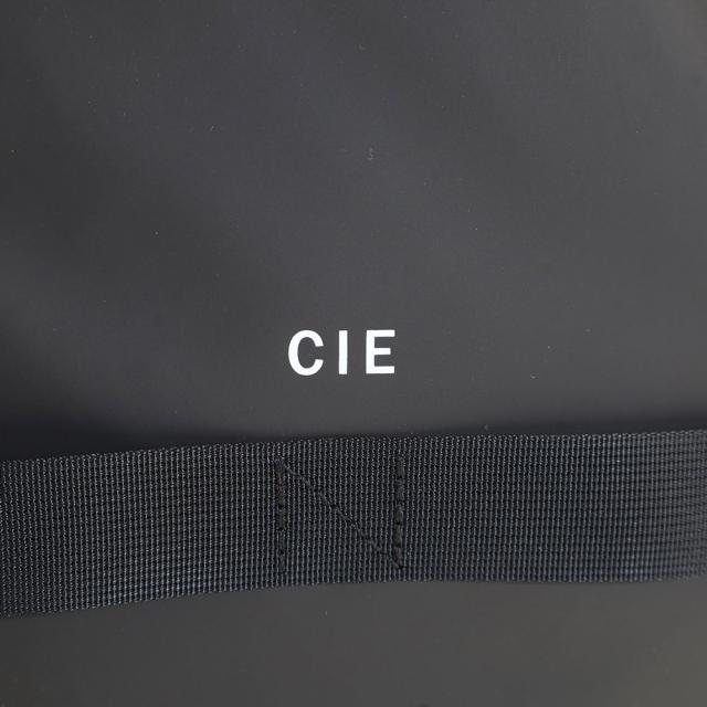 CIE GRID3 BOTTLE SHOULDER BAG (L)