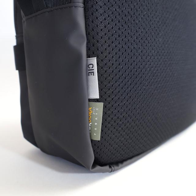 CIE GRID3 BOTTLE SHOULDER BAG (L)