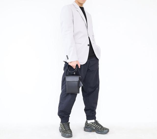 aniary アニアリ マグネット型ショルダーバッグ 33-03000