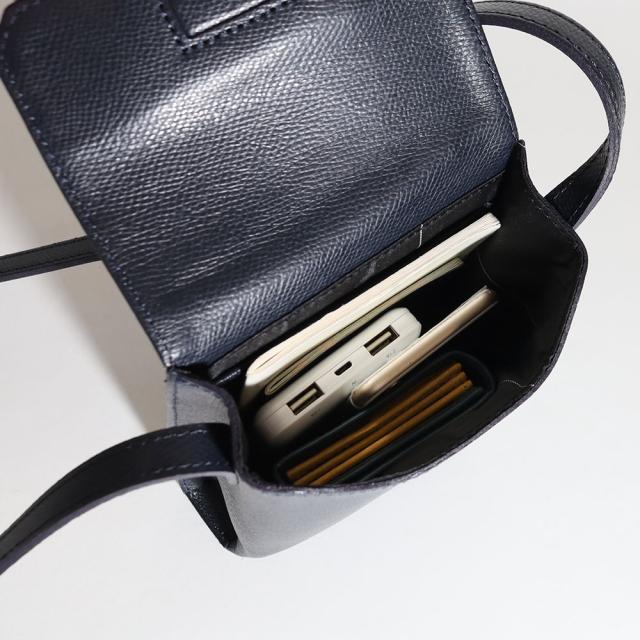 aniary アニアリ マグネット型ショルダーバッグ 33-03000