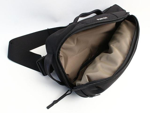 メインファスナー開きモノなし