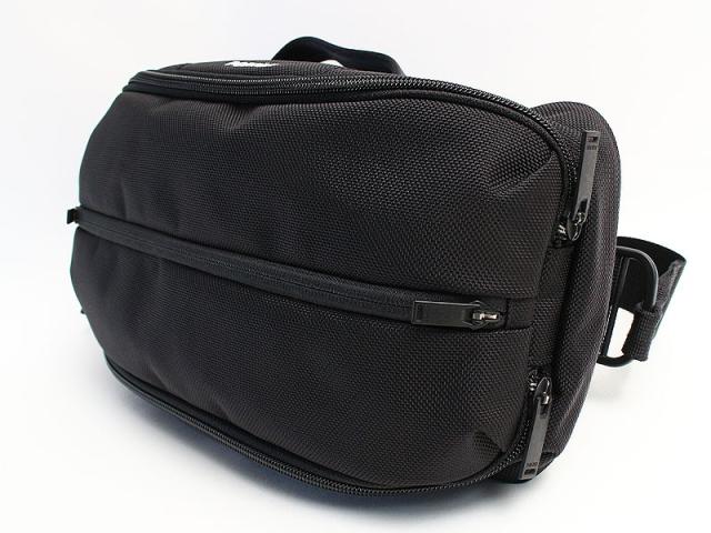 メインファスナー閉じ引き