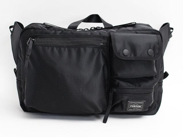 細部にもこだわったポーターのショルダーバッグ