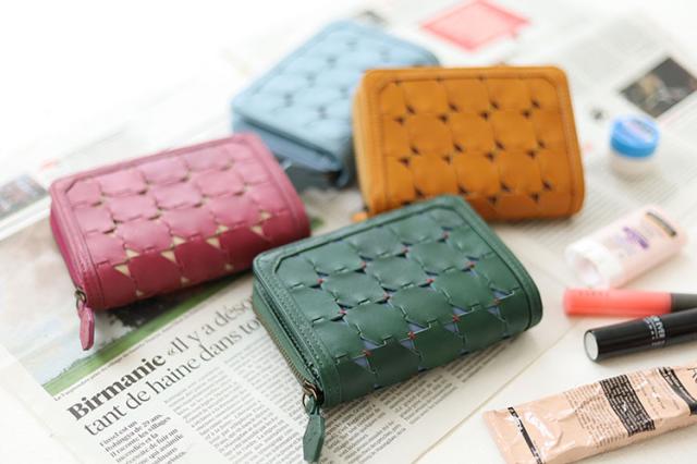 sybilla シビラ ムーチョ 二つ折り財布 5470420