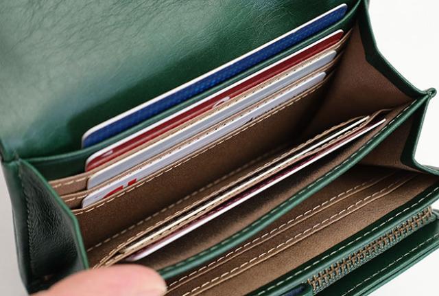 sybilla シビラ ムーチョ かぶせ二つ折り財布 5470421