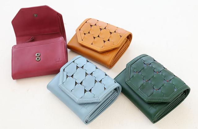 sybilla シビラ ムーチョ かぶせ二つ折り財布 5470421