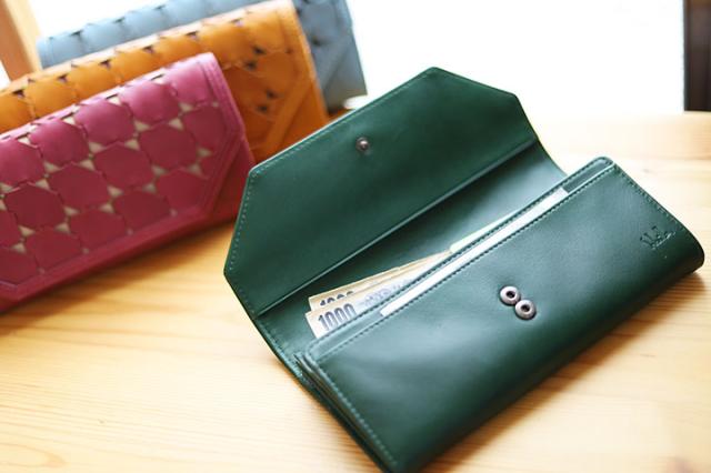 sybilla シビラ ムーチョ かぶせ長財布 5470422