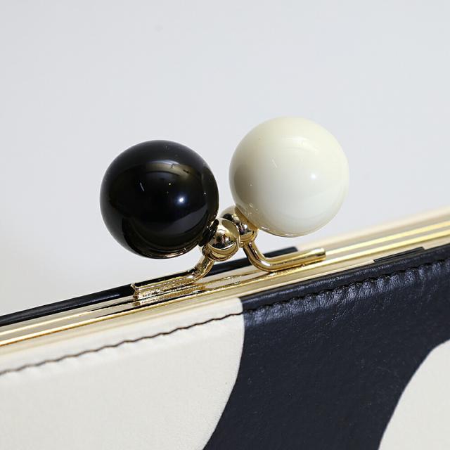 ツモリチサト キャリー ズームドット 二つ折り財布