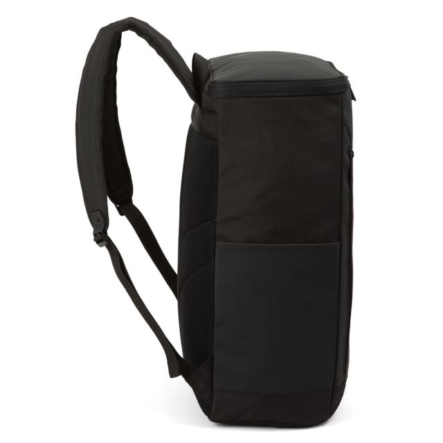 アディダス リュックサック ディティール