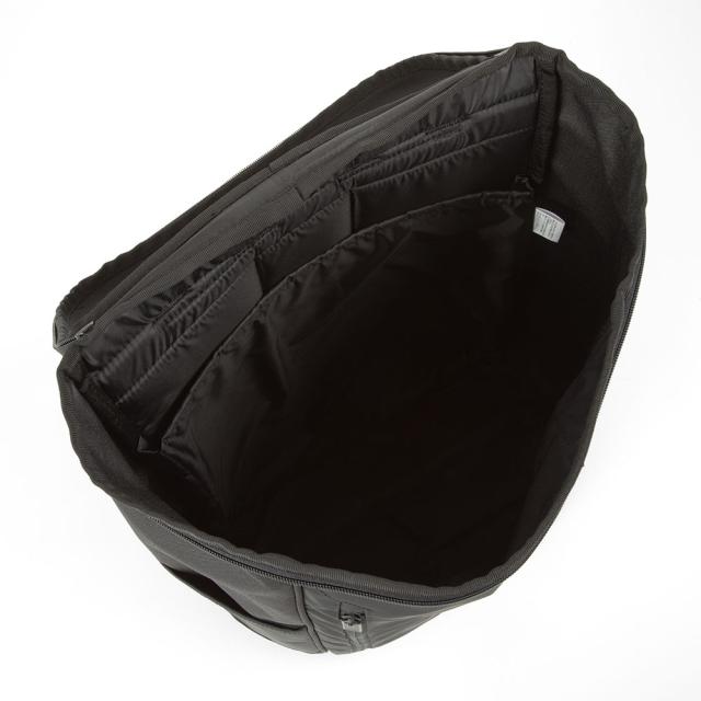 アディダス リュックサック ディティール