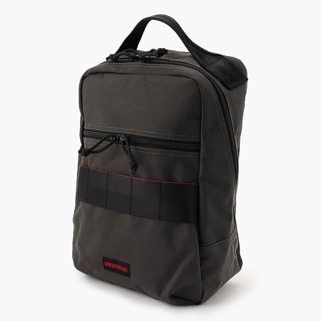 ブリーフィング サンデー コーチ　マルチバッグ brg223ea8