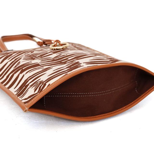 FEEL AND TASTE フィールアンドテイスト FLAT TOTE アニマルプリント