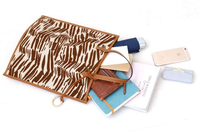 FEEL AND TASTE フィールアンドテイスト FLAT TOTE アニマルプリント