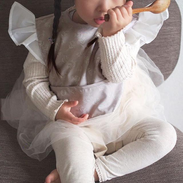 Lien de famille リヤンドファミーユ フリルお食事エプロン