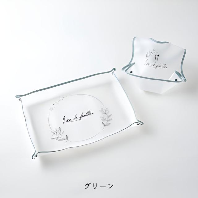 Lien de famille リヤンドファミーユ お食事エプロン・マット 2点セット