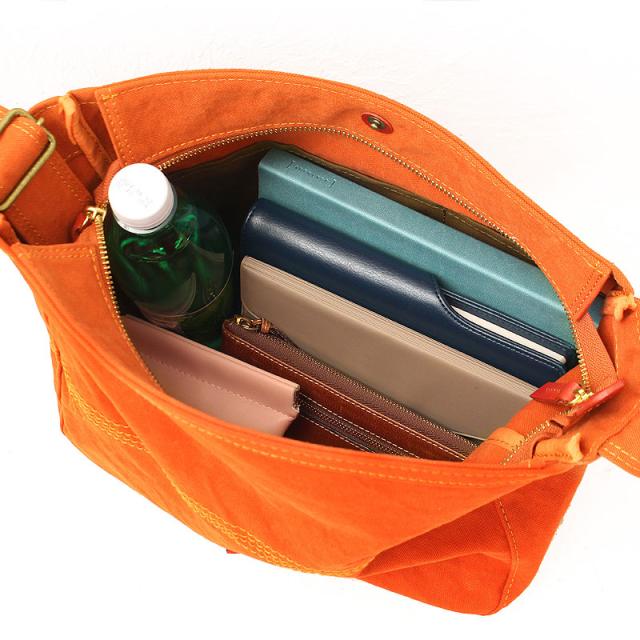 バギーズアネックス アルバートンアーミーダックバイオ ワンショルダーバッグ　LGRN4025