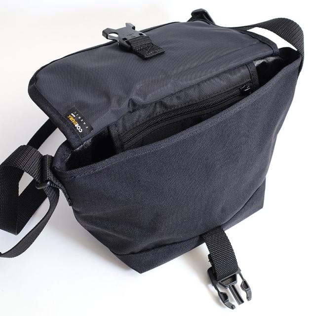 Manhattan Portage Nylon Messenger Bag Flap Zipper Pocket マンハッタンポーテージ メッセンジャーバッグ