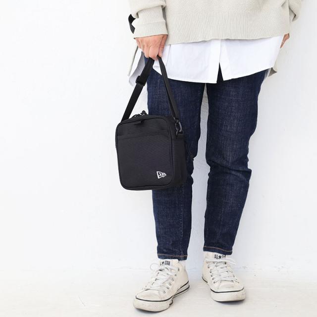 NEW ERA square shoulder pouch スクエア ショルダーポーチ 1.5L