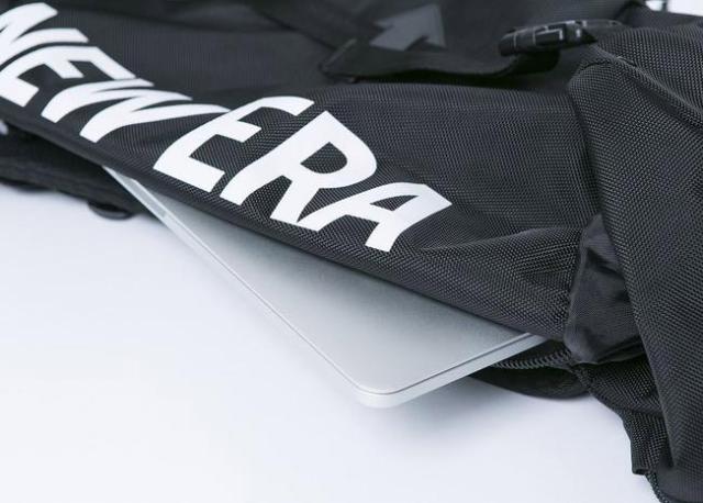 ニューエラ ラックサック 35L