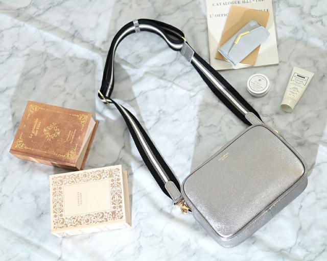 VIOLA d'ORO ヴィオラドーロ カメラバッグ v-1517