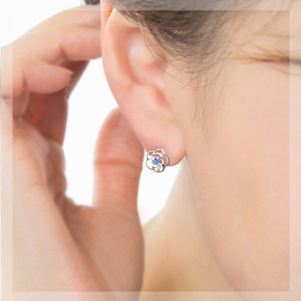 タンザナイト ブルームーンストーン ピアス K10WG