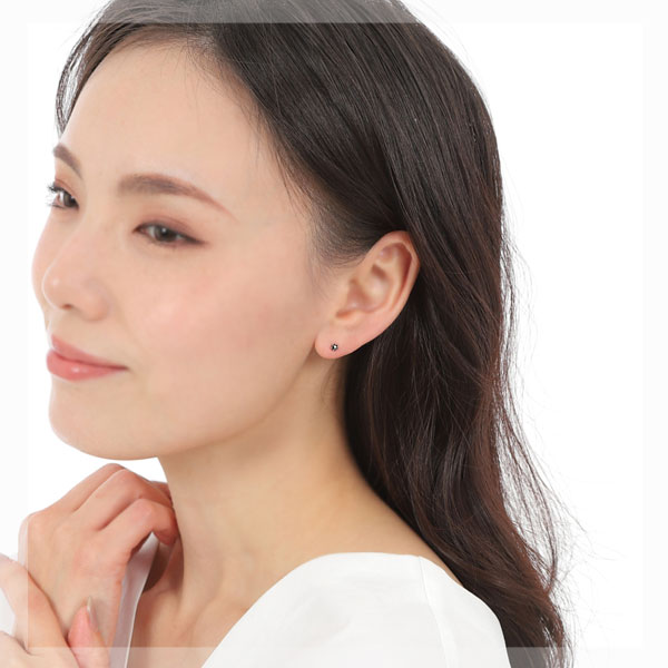 K10WG ブラックダイヤモンド ピアス 0.2ｃｔ
