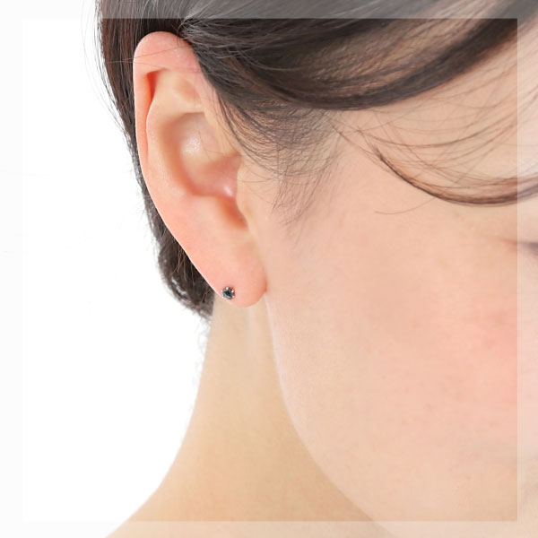 K10WG ブラックダイヤモンド ピアス 0.2ｃｔ