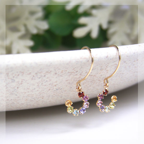 マルチカラー ホースシュー 馬蹄 フック ピアス K10YG ガーネット ロードライトガーネット ライトアメジスト タンザナイト ブルートパーズ ペリドット シトリン 10金 10k イエロー ゴールド 揺れるピアス