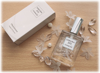 フェロモン香水/恋愛特化の無香料タイプ/フレグランス/フェロモン/匂い