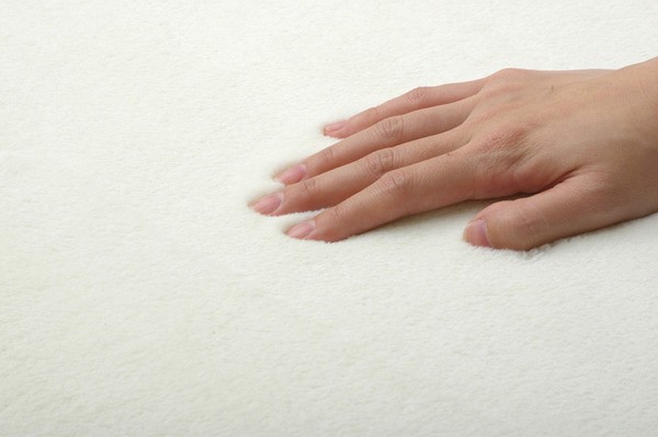 になります ラグ ベージュ 約200×300cm(ホットカーペット対応)の通販はau PAY マーケット - フジックス|商品ロットナンバー:249525666 カーペット 4畳 無地 フランネル 『フラン』 モスグリー
