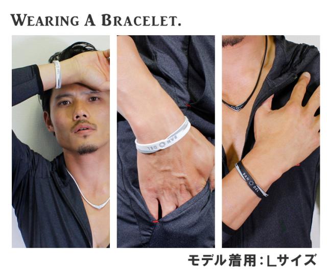 バンデル クロス ブレスレット 着用イメージ